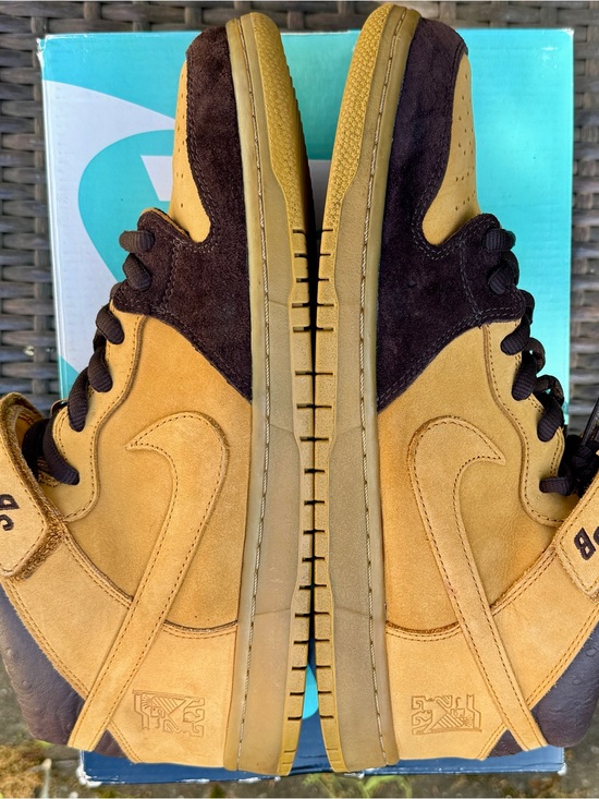 Size 11 - Nike SB Dunk Pro Mid Lewis Marnell- 2018 release- (AJ1445-200) main image 5